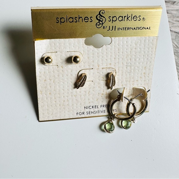 Jewelry - Earrings Set